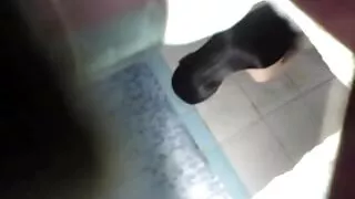 Hentai polskie porna dziewczyna w spódnicy palcowania cipki w bibliotece
